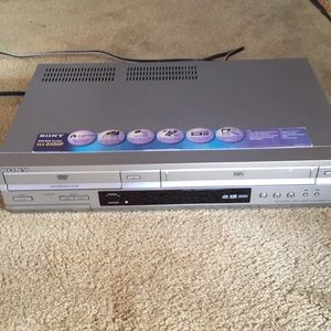 Vintage Sony SLV-D350P DVD VCR combo for parts vcr works